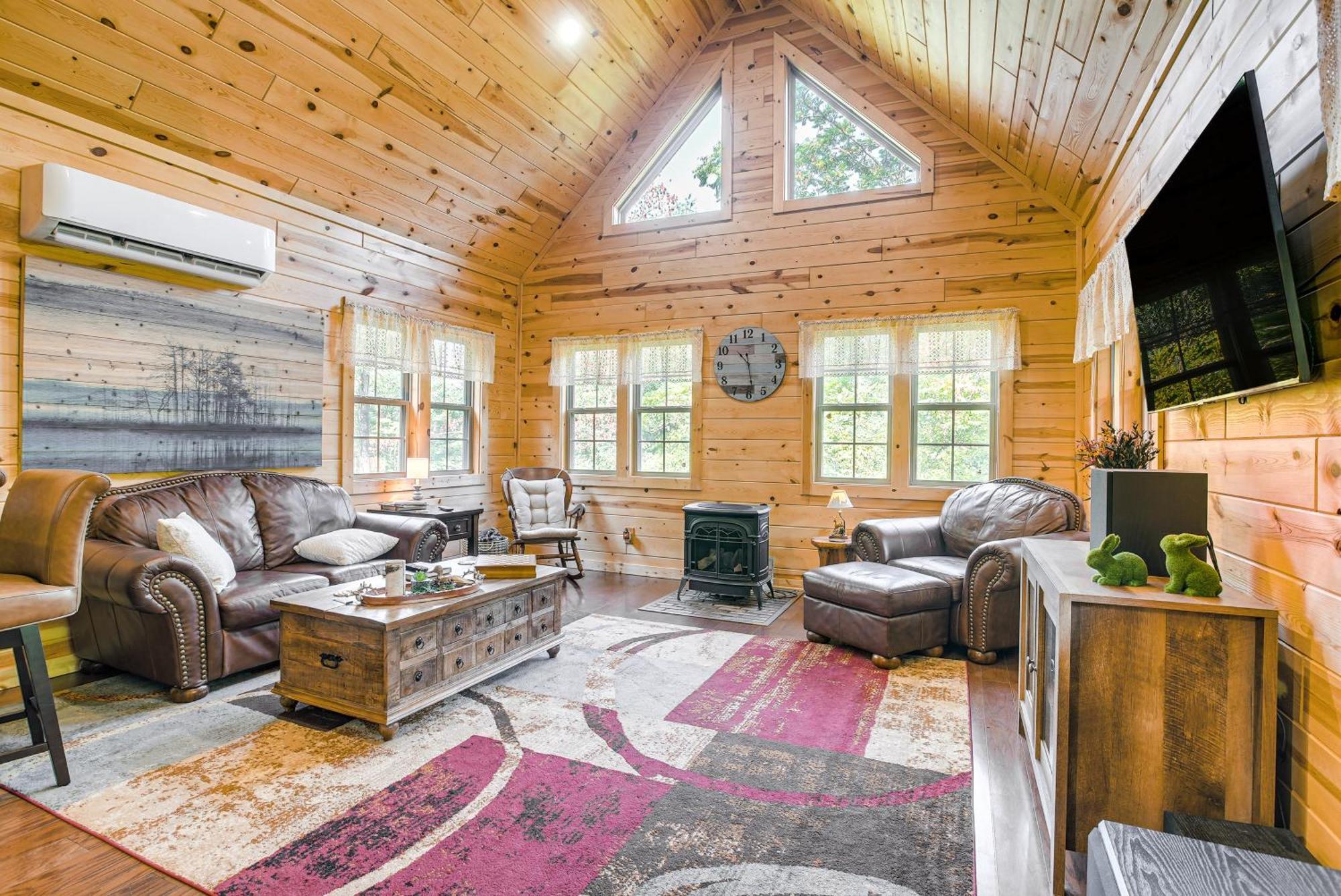 Idyllic Cabin In The Heart Of Hocking Hills Rockbridge المظهر الخارجي الصورة