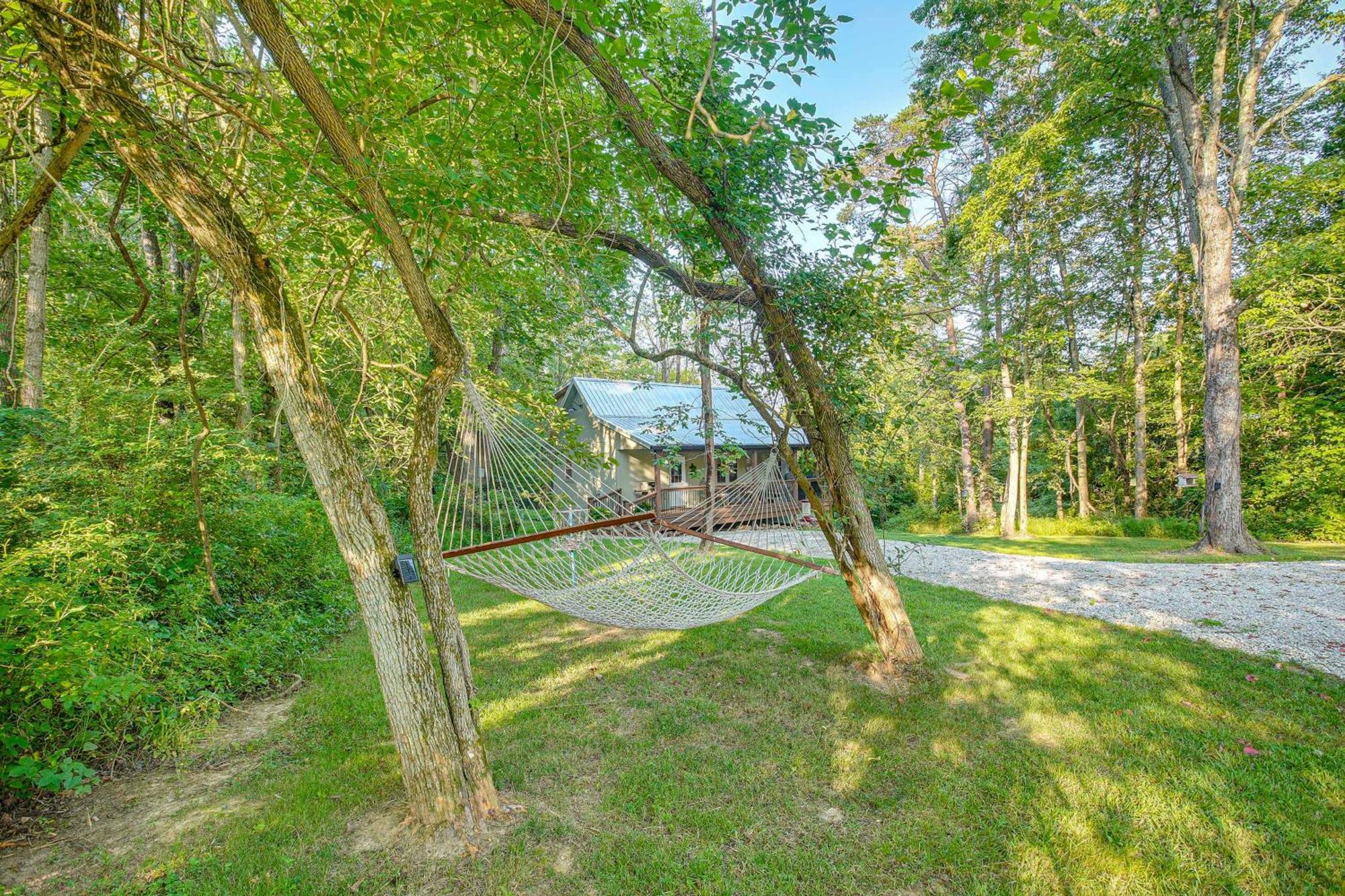 Idyllic Cabin In The Heart Of Hocking Hills Rockbridge المظهر الخارجي الصورة